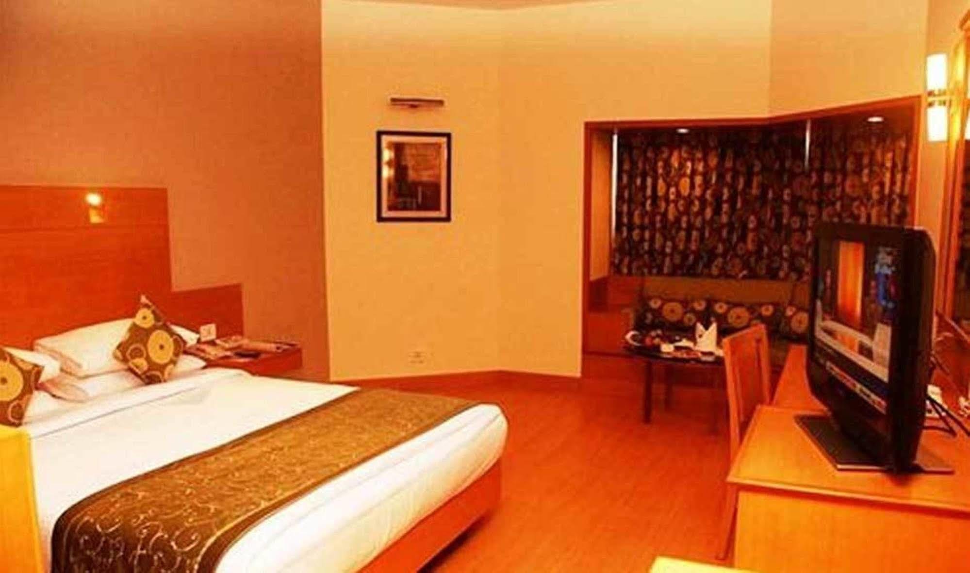 Vits Aurangabad Hotel Exterior photo