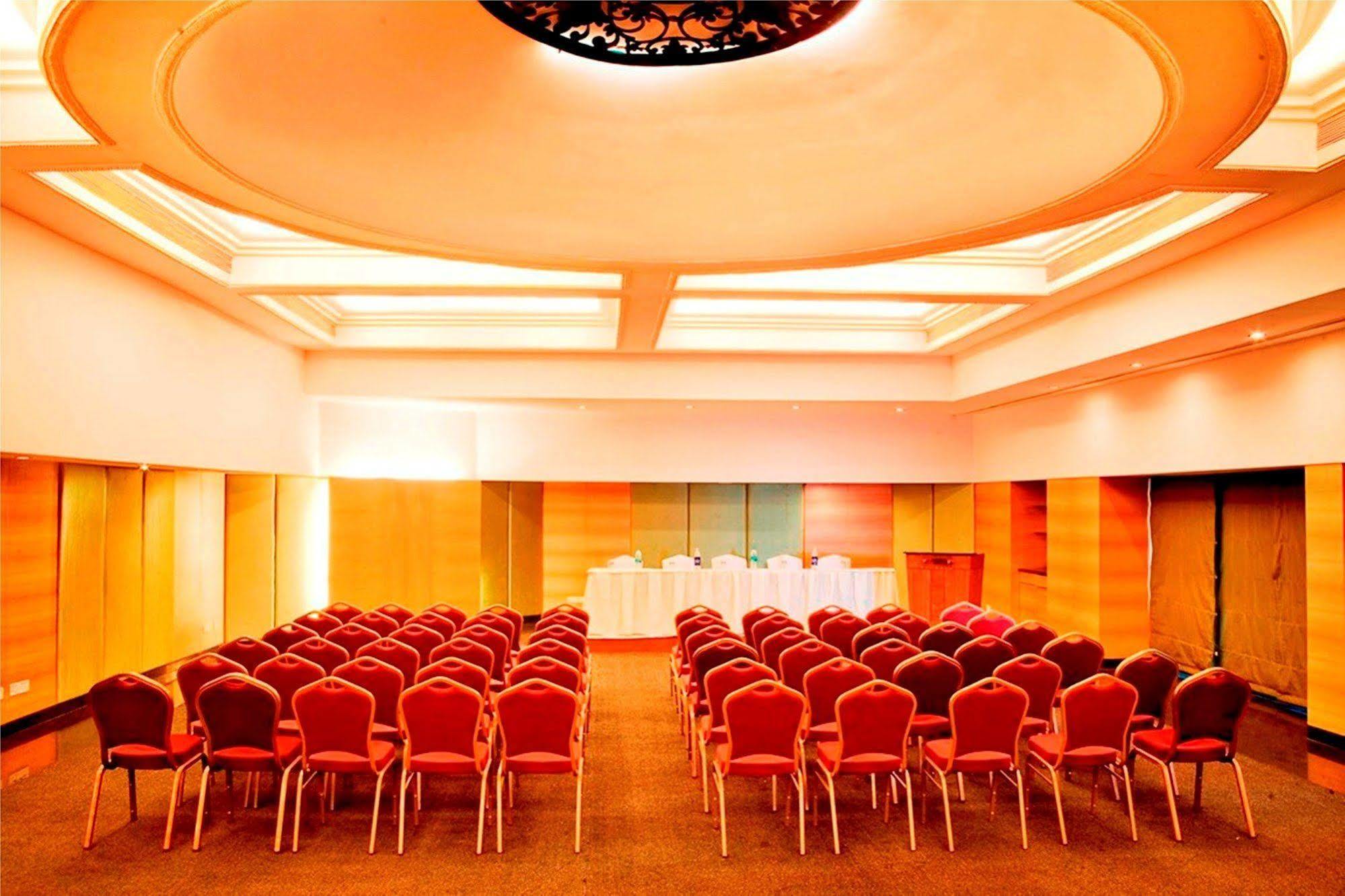 Vits Aurangabad Hotel Exterior photo